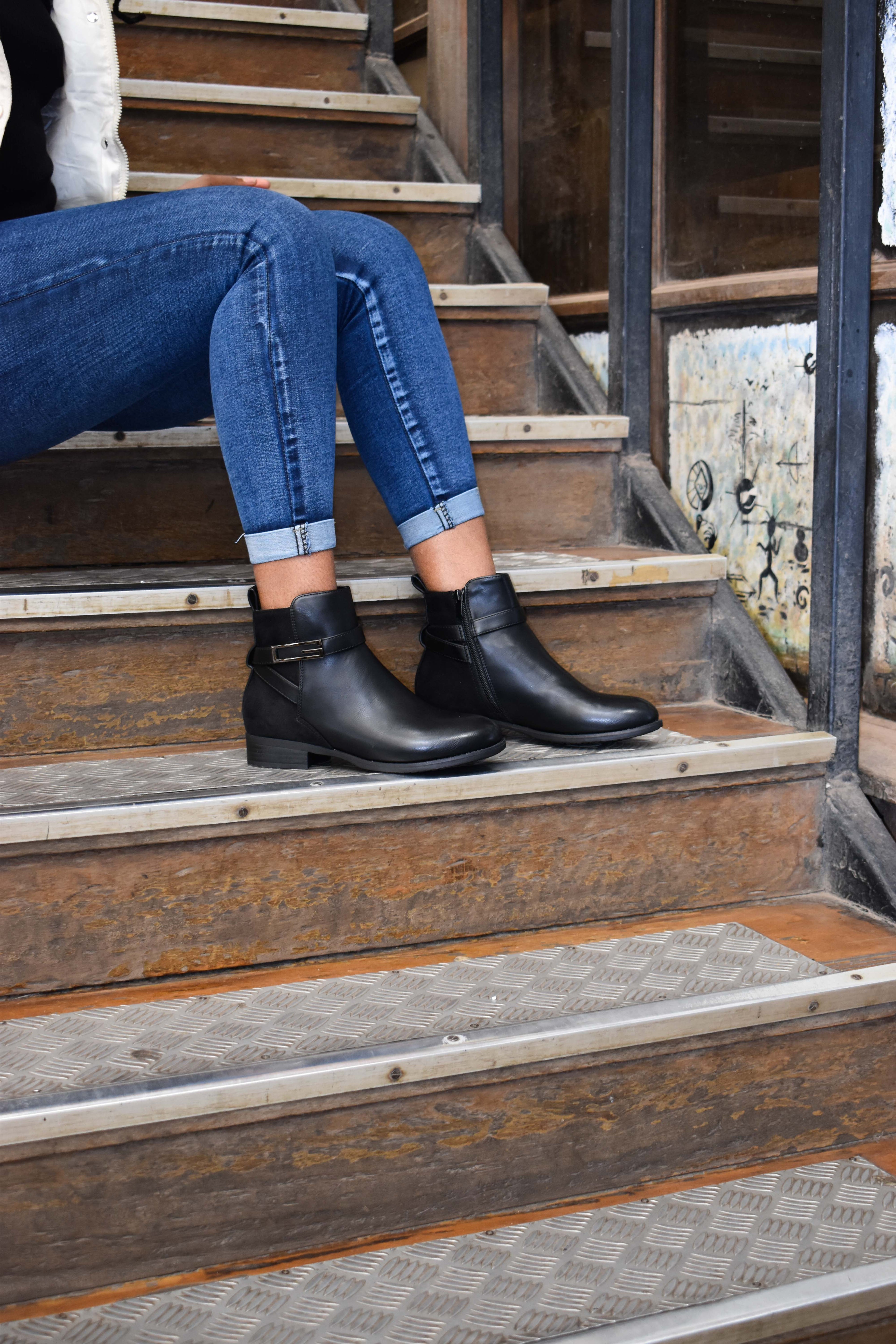 Black G Ankle Boots