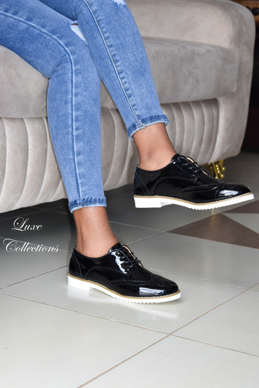 Classic Black Wetlook Brouges