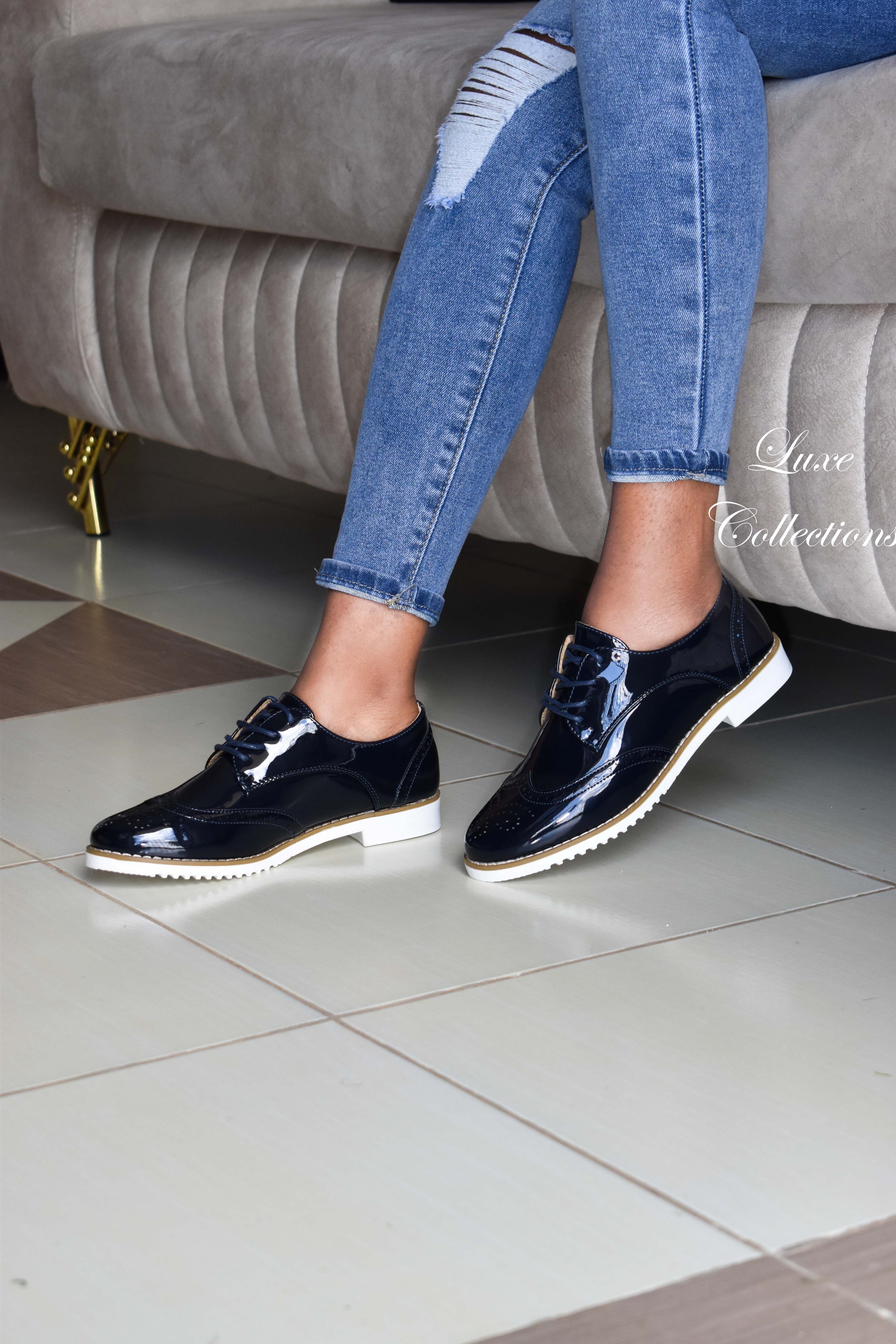 Classic Navy Blue Wetlook Brouges