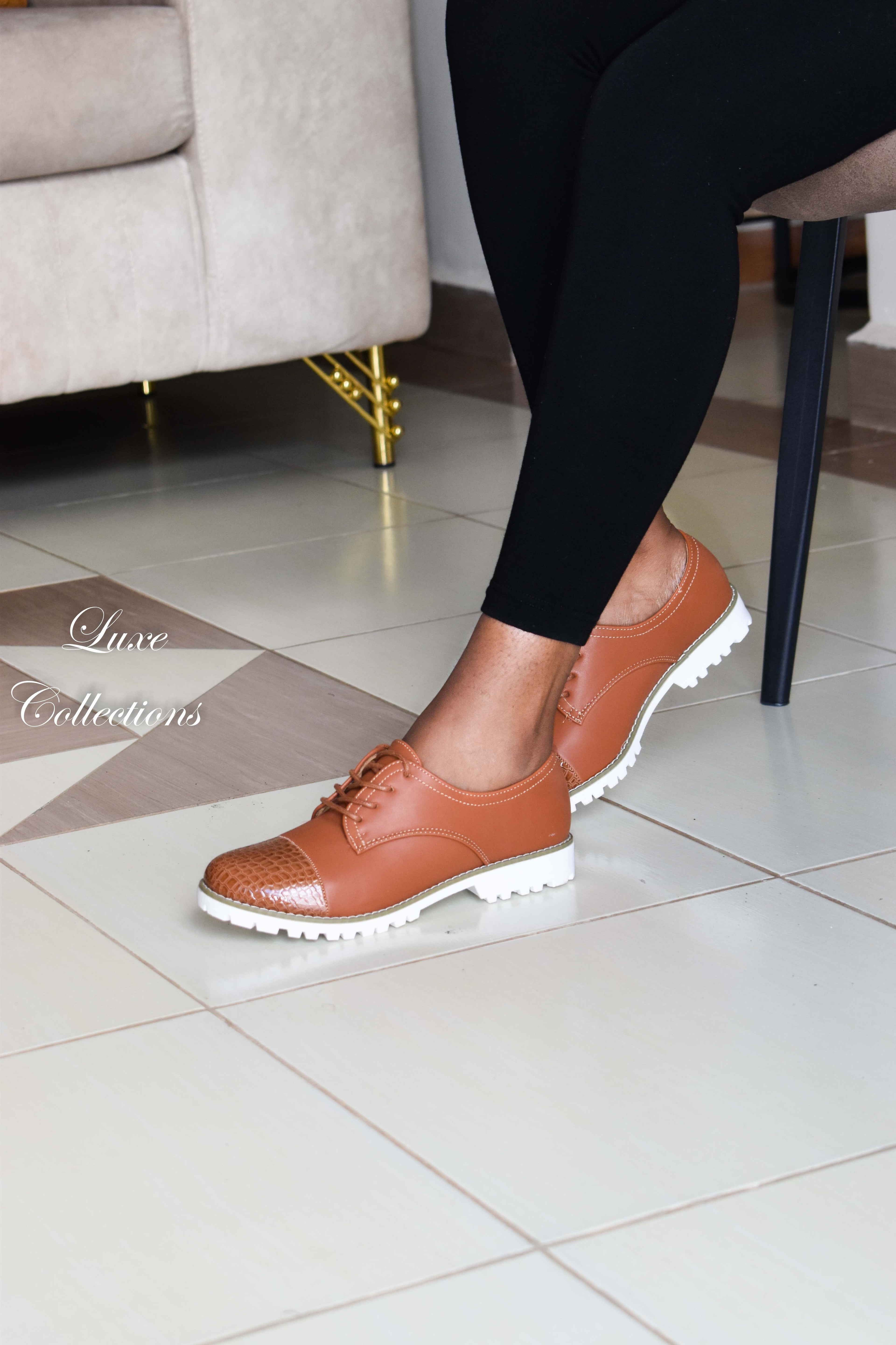 Brown Half Wetlook Brogues