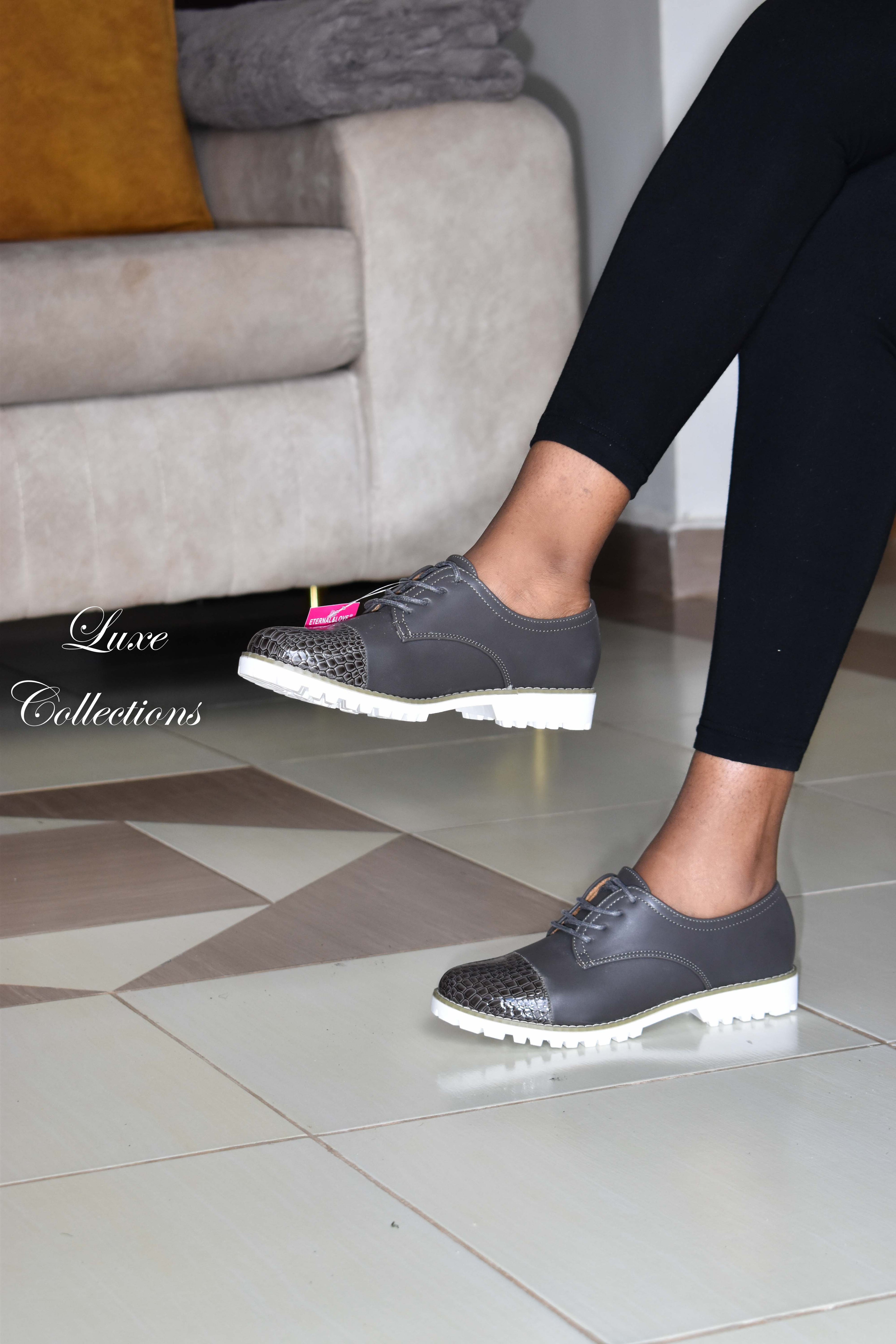 Grey Half Wetlook Brogues