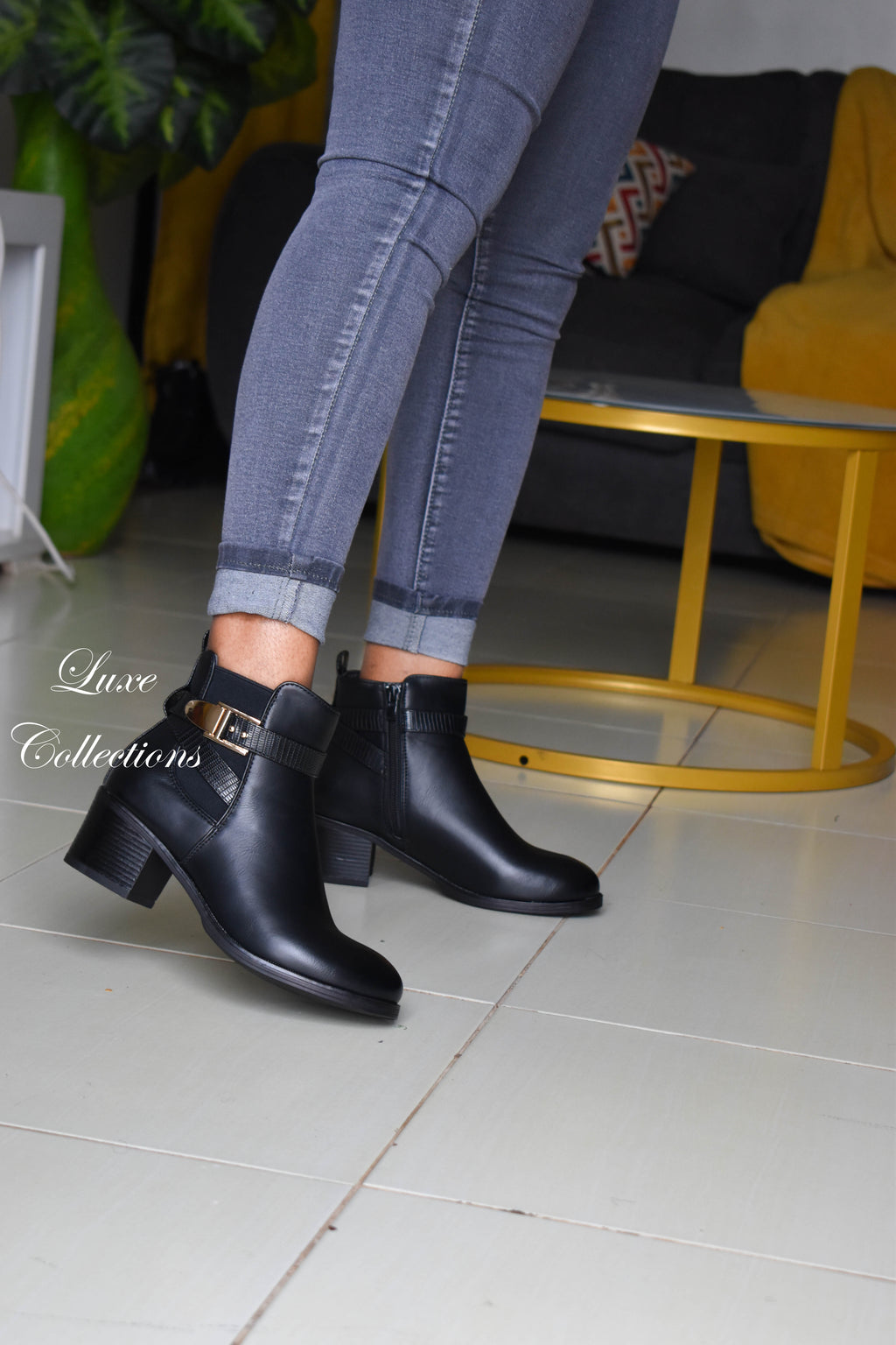 Tudots Black Ankle Boots
