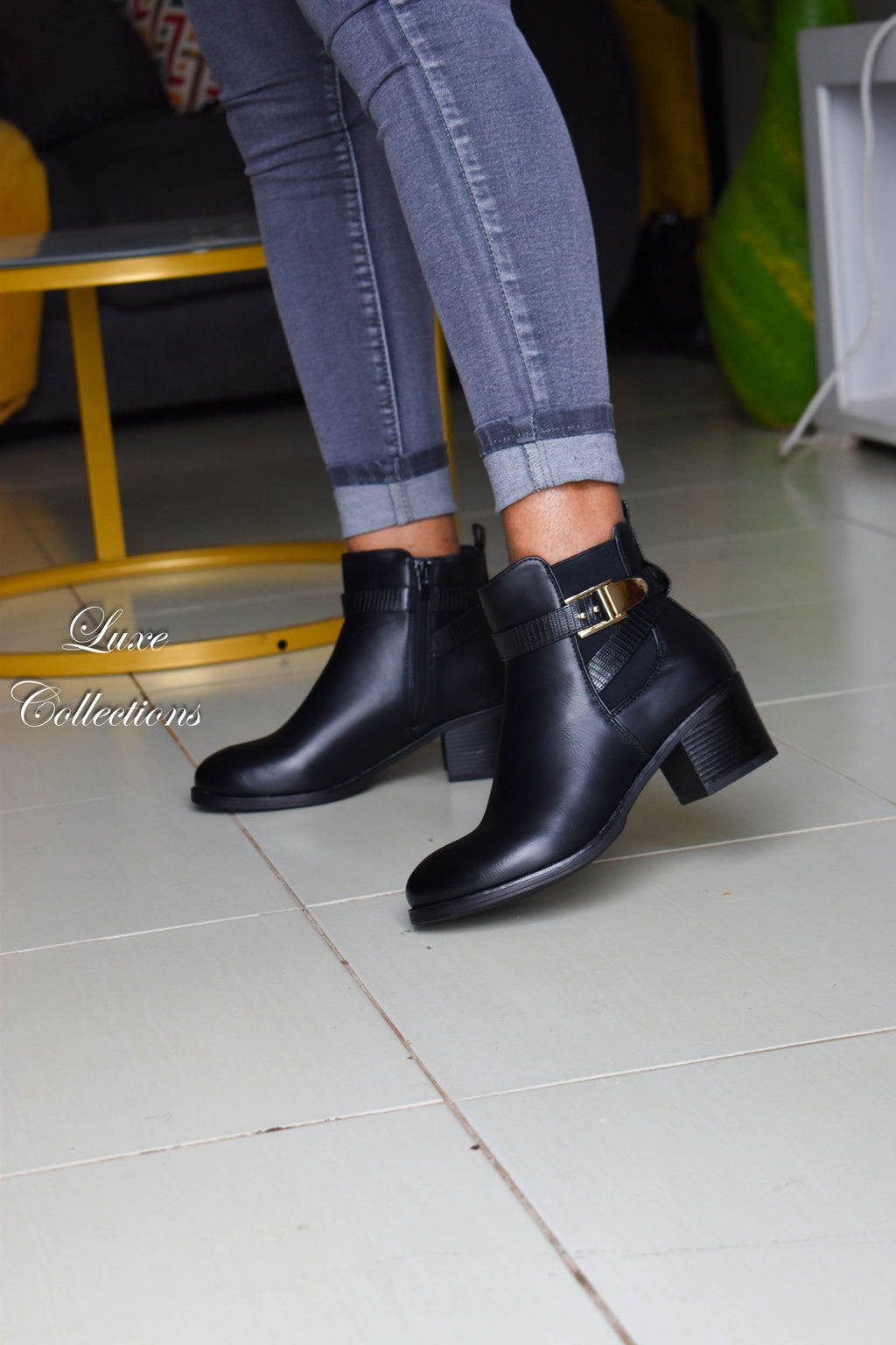 Tudots Black Ankle Boots