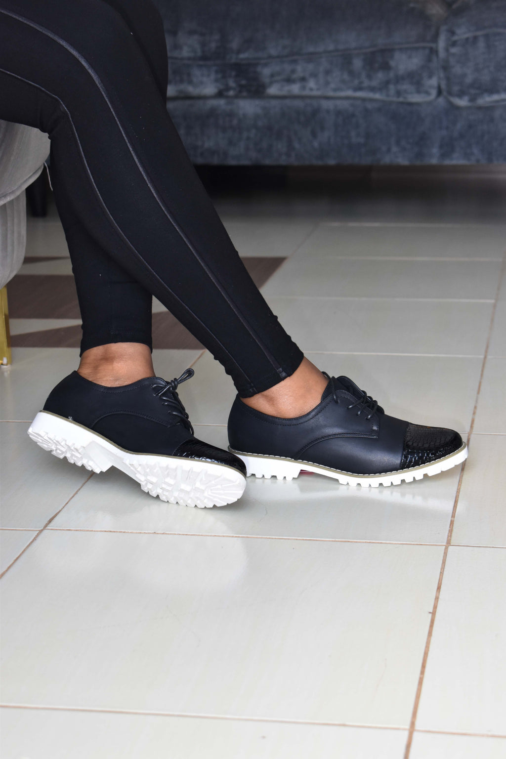 Black Half Wetlook Brogues
